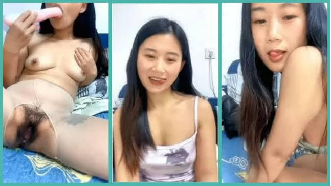 还有奶水的小少妇露脸镜头前赚生活费，好骚啊听指挥玩弄假鸡巴，口交舔弄淫声荡语好骚，挤奶水玩骚穴叫的骚 海报