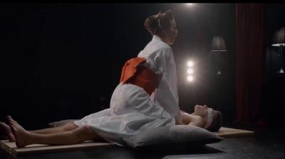 全裸女体寿司盛宴！极致挑逗的舌尖诱惑 海报