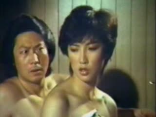 国产经典四级打真军性奋啪啪作品《风骚女郎》激情佳作 美女乳房丰满清晰插入逼穴啪啪技术看的让人鸡动 海报
