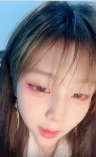顶尖颜值校花级女神【取越】 约土豪啪啪~无套内射！道具狂插！大长腿少女清纯与风骚并存，如玉般的身体 酥到骨头里2.. 海报