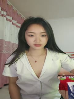 这么甜美又闷骚的女孩谁能不爱呢？【顶点】理想型女友！0 海报
