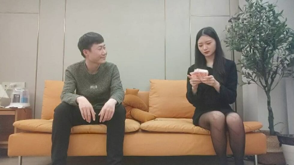 约黑丝美腿小姐姐啪啪清晰拍摄视角好,拉着头发后入骑乘爆插 海报